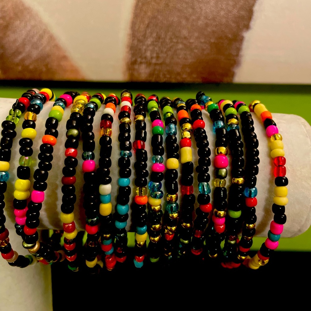 Hand made with ❤️ Stretch Braclets
